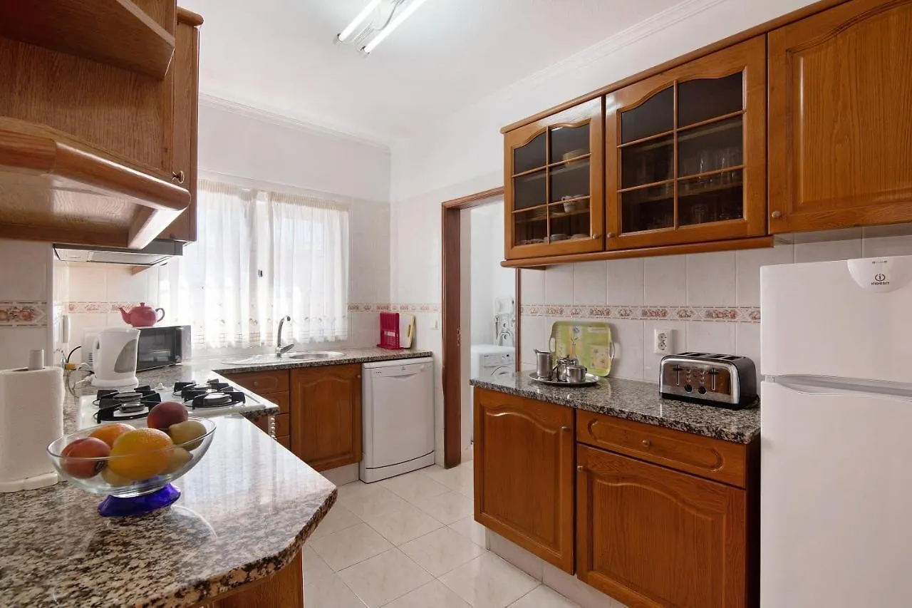 Apartamentos Arcadia - Ro-Ro Guia  0*, Guia (Faro)